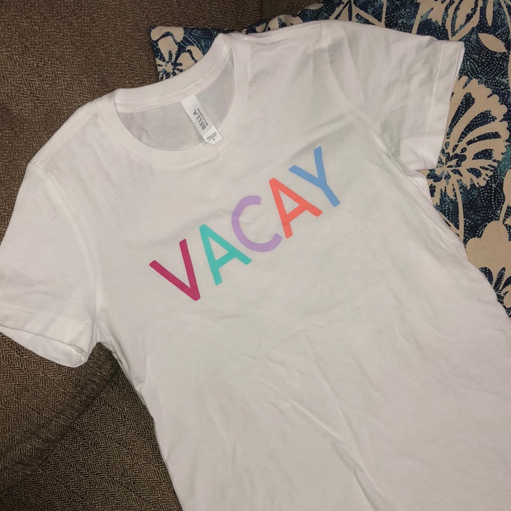 “VACAY” Tee